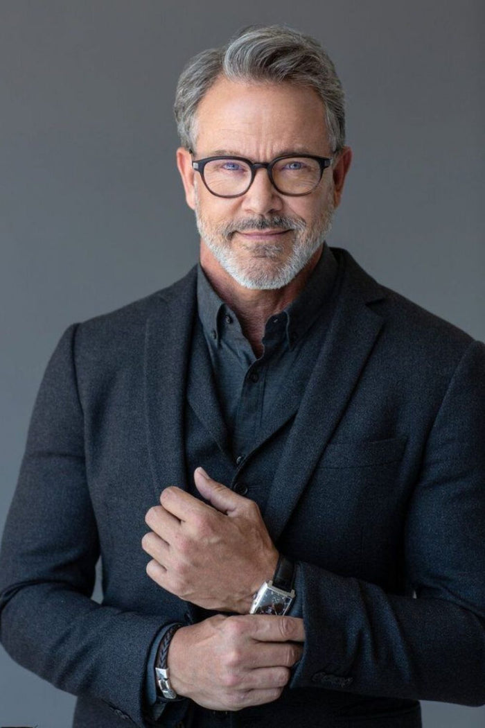 AI GENERATED CORPORATE HEADSHOTS – 5 PROFESSIONAL LOOKS