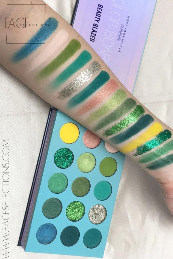 60 Shades of Eyeshadow, 4 in 1 Color Board
