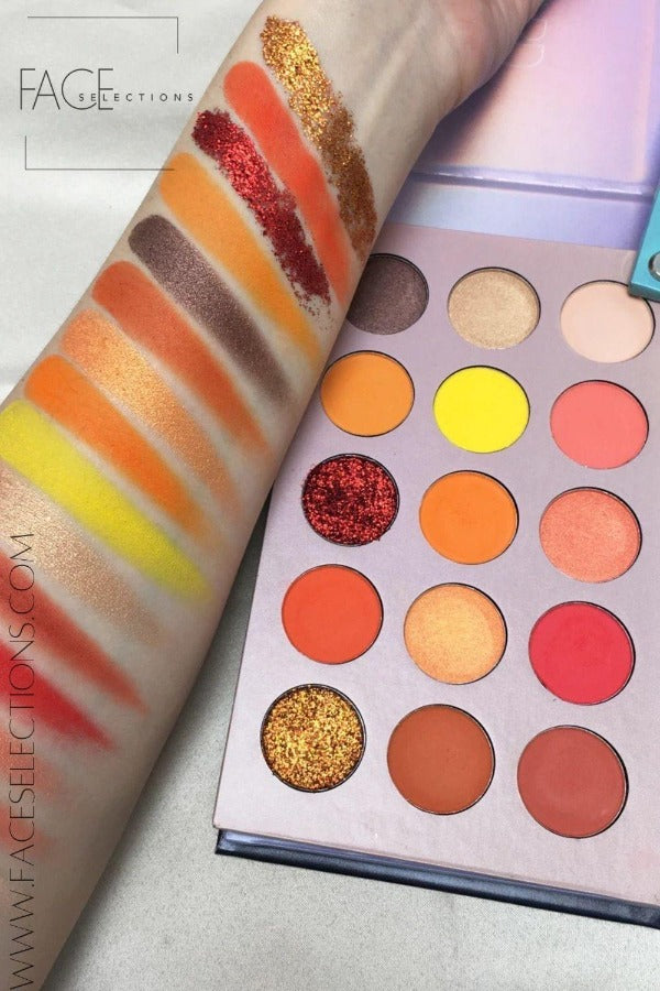 60 Shades of Eyeshadow, 4 in 1 Color Board